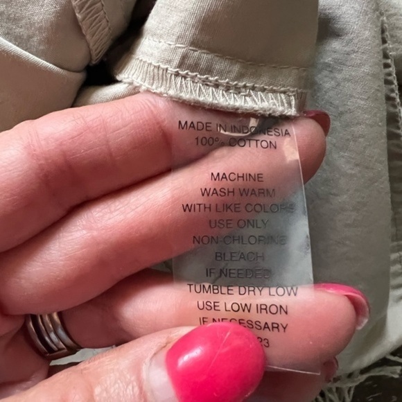 Chaus Sport Short Beige Tiered Jacket - Picture 15 of 15